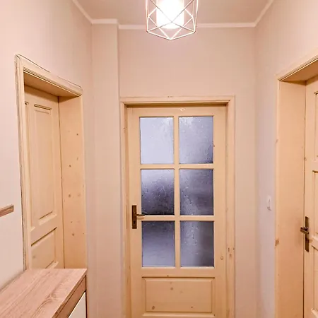 уютен дом на 15 минути от плажа Apartman