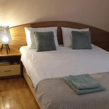 уютен дом на 15 минути от плажа Appartement Varna
