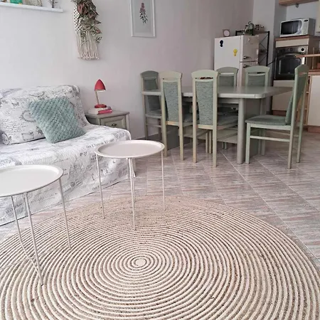 уютен дом на 15 минути от плажа Varna